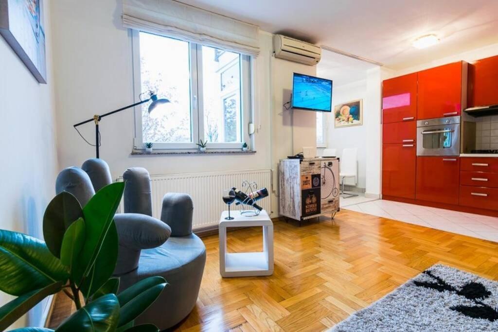 Apartment Jarun Brac ซาเกร็บ ภายนอก รูปภาพ